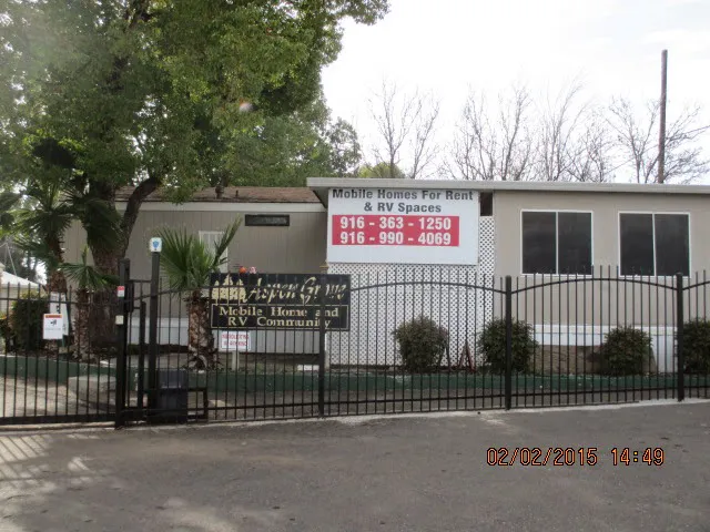 Aspen Grove Mobile Home and RV Community Picture 9