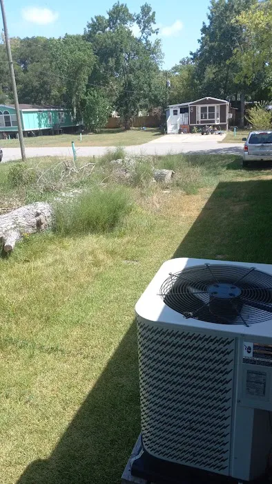 Creekside Mobile Home Park Picture 5