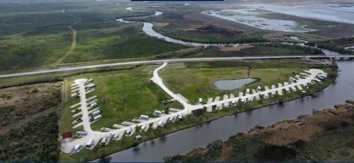 On The Bayou RV Park Picture 9
