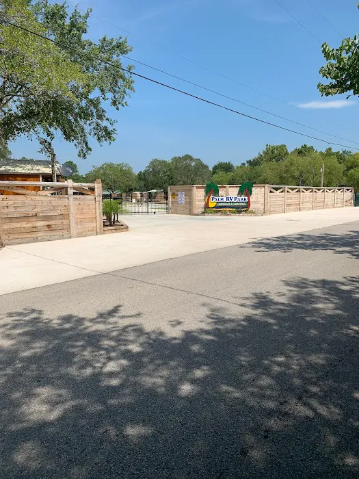 Palm RV Park Campground & Cabin Rental Picture 1