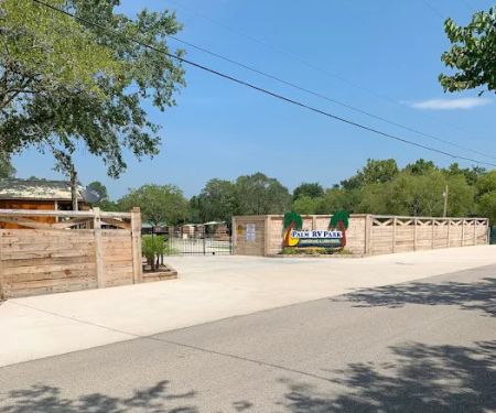 Palm RV Park Campground & Cabin Rental