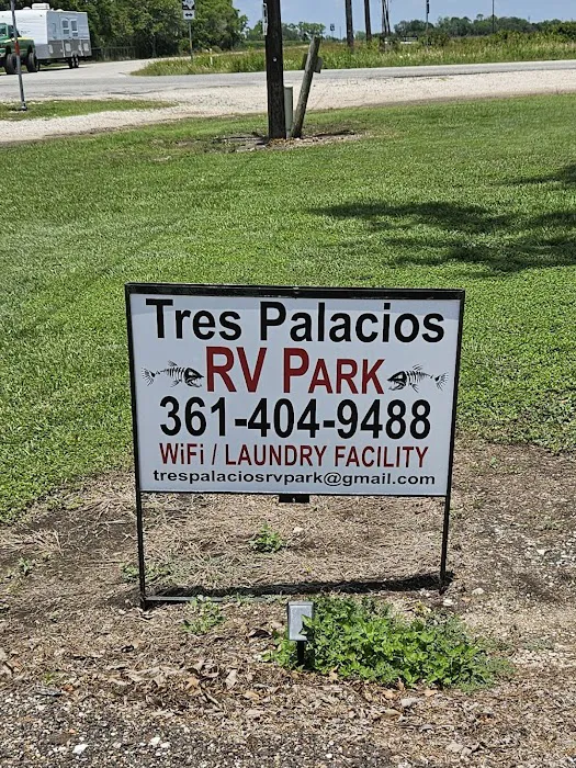 Tres Palacios R.V. Park Picture 6