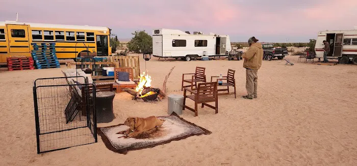 Sonny's Compound Picture 4