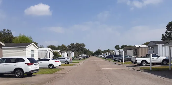 Wichita Mobile Home Park Picture 3