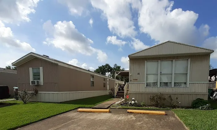 Wichita Mobile Home Park Picture 4