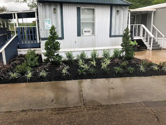 Allen Genoa Manufactured Housing Community Picture 2