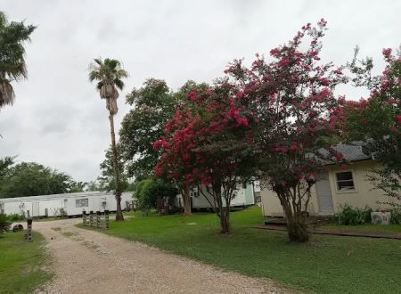 SHADY OAKS MOBILE HOME PARK LLC