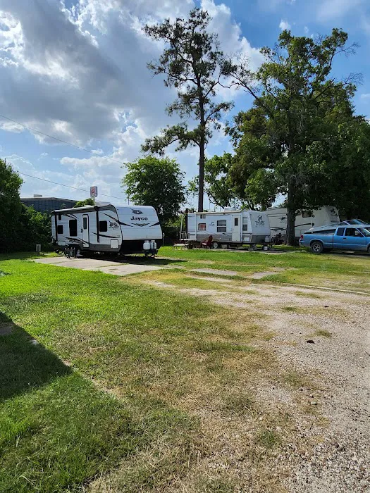 2nd st RV Park Picture 2