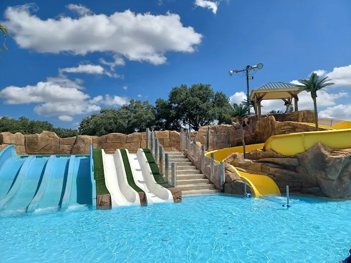 Splashway Campground Picture 6