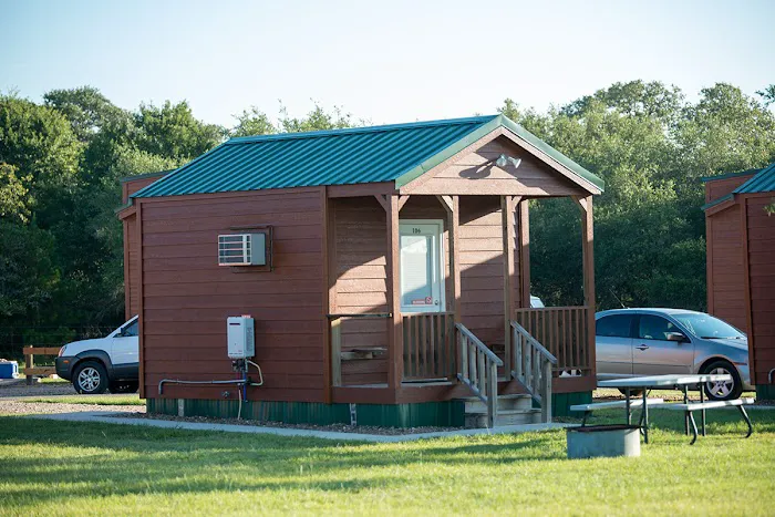 Splashway Campground Picture 3