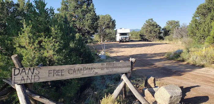 Dan’s Land - free camping Picture 6