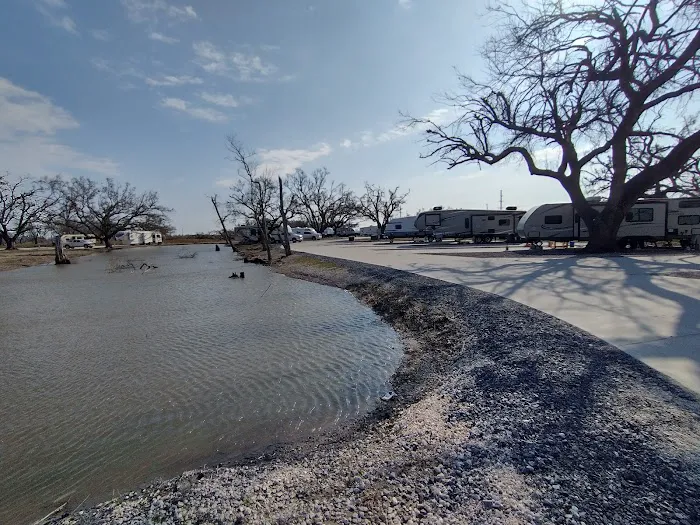 Cameron Prairie RV Park Picture 1