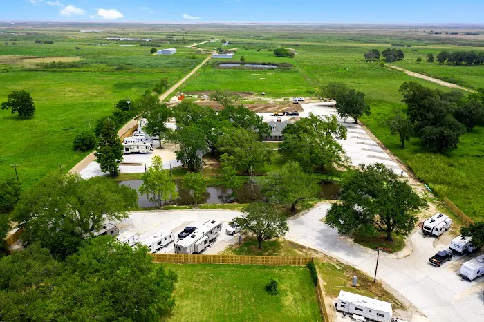 Cameron Prairie RV Park Picture 9