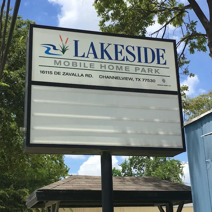 Lakeside RV & Mobile Home Park Picture 5