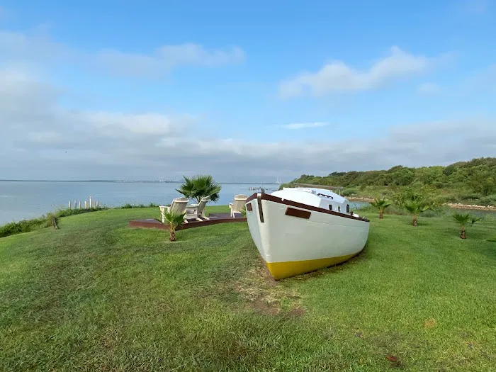 Galveston Bay RV Resort Picture 8