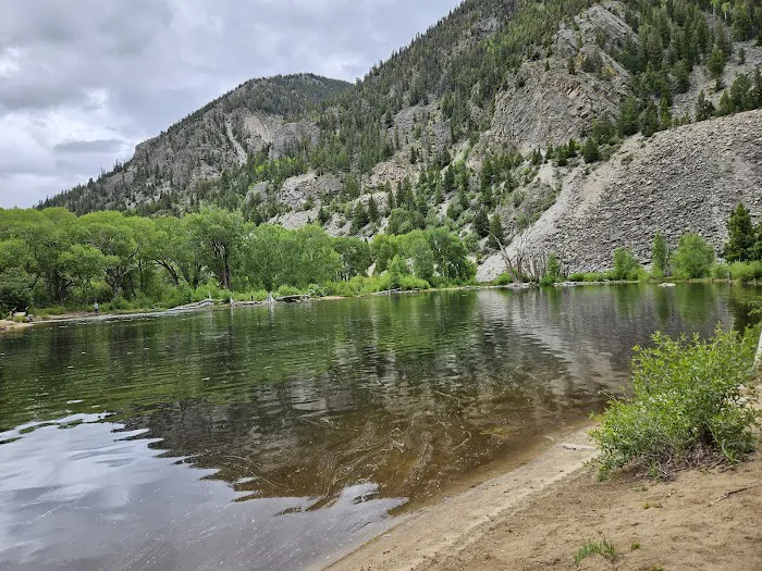 Chalk Lake Campground Picture 9