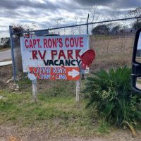Closed Captian Ron’s Cove ico