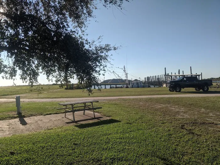 RV Park - Spoonbill Picture 10