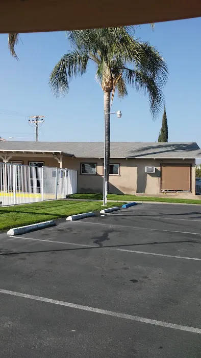Thunderbird Mobile Park Picture 5