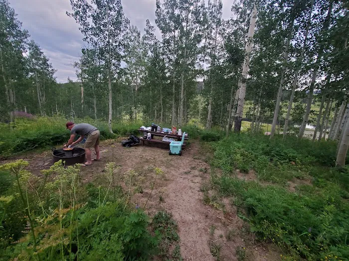 Vaughn Lake Campground Picture 10