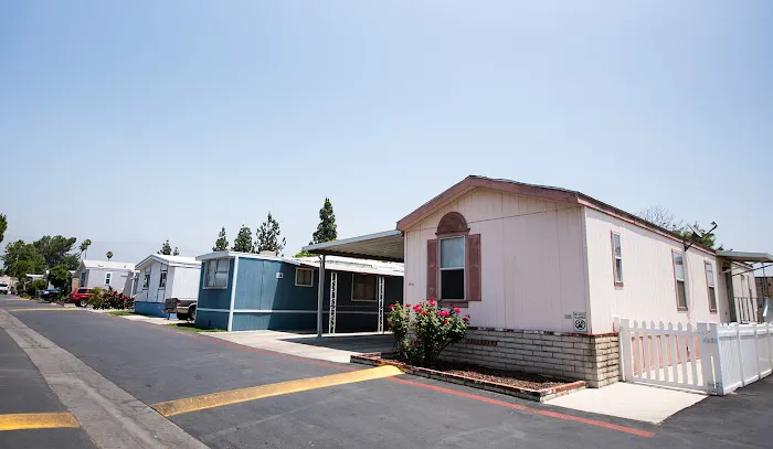 Ninth Street Mobile Home Park Picture 5