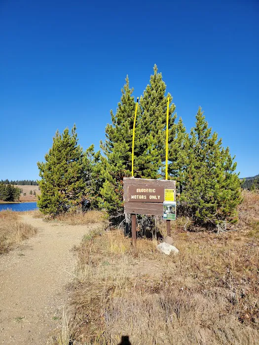 Dumont Lake Campground Picture 1
