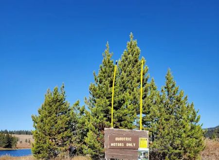 Dumont Lake Campground