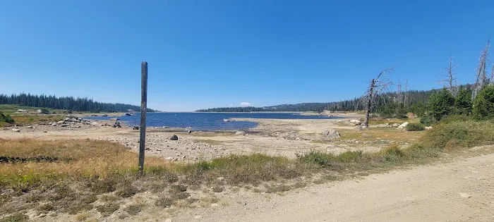 Summit Lake Campground Picture 2