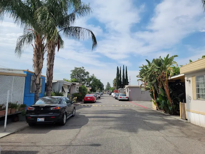 Highland Mobile Home & RV Park Picture 3