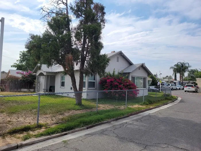 Highland Mobile Home & RV Park Picture 4