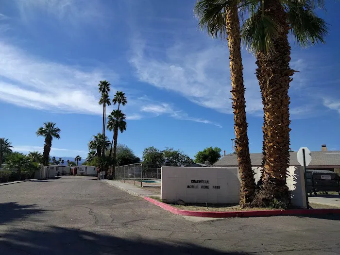 Coachella Mobile Homes Park Picture 2