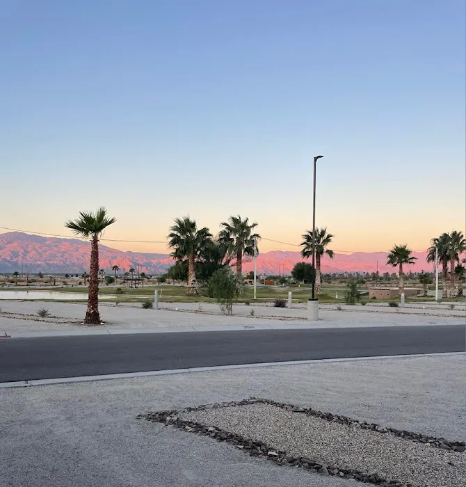 Coachella Lakes RV Resort Picture 7