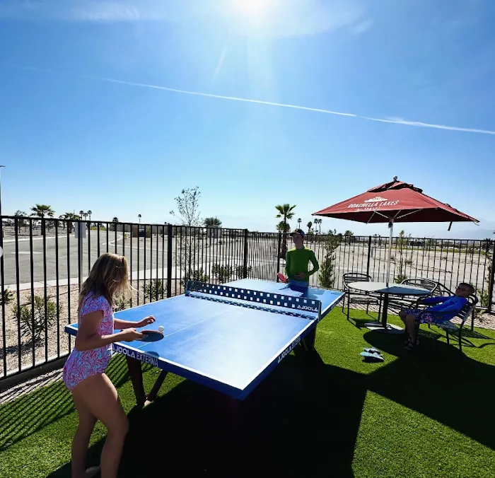 Coachella Lakes RV Resort Picture 9