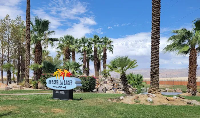 Coachella Lakes RV Resort Picture 8