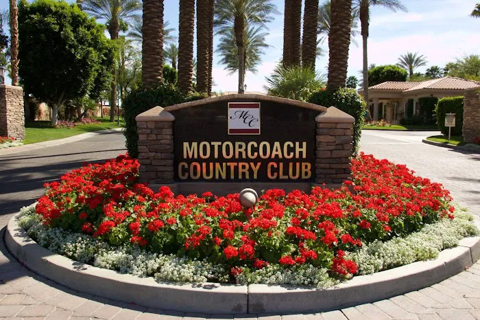 Motorcoach Country Club Picture 4