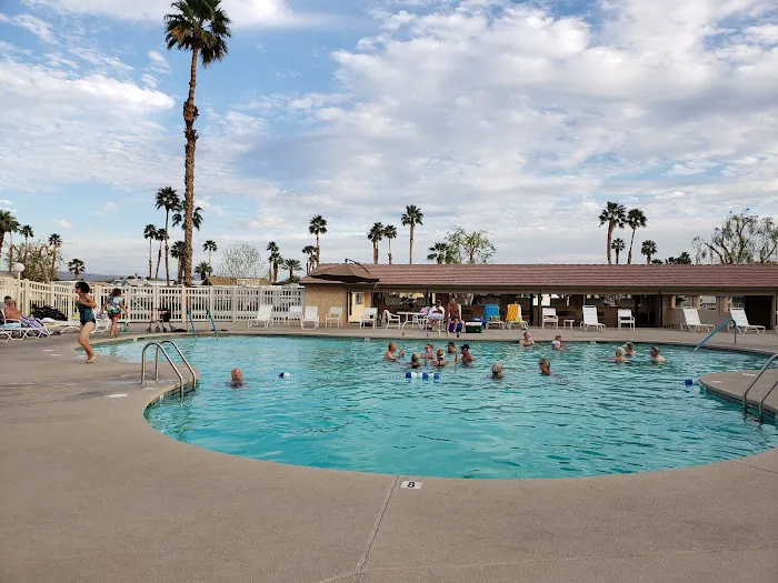 Indio Springs RV Resort(Dogs are under strict regulations) Picture 7