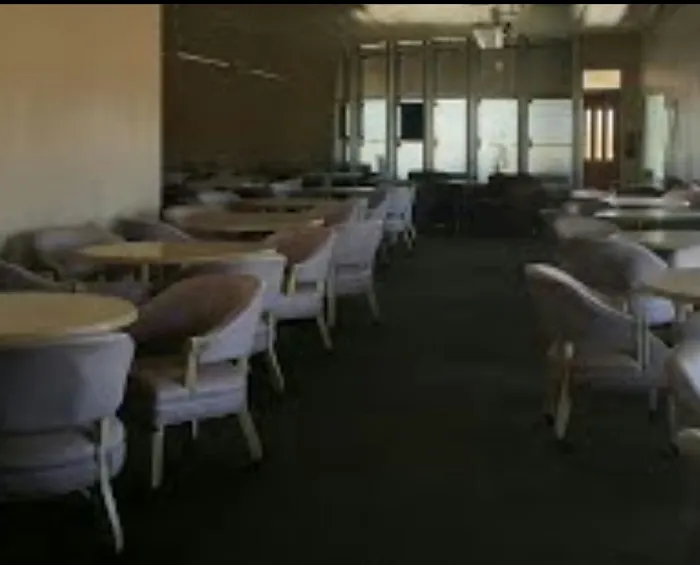 Oasis Mobile Village RV Park Picture 4