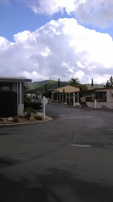 Friendly Hills Mobile Estates Picture 5