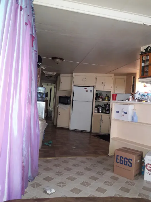 Knollwood Mobile Home Estates Picture 1