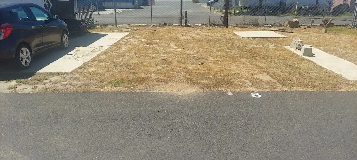 Kozy trailer park Picture 6