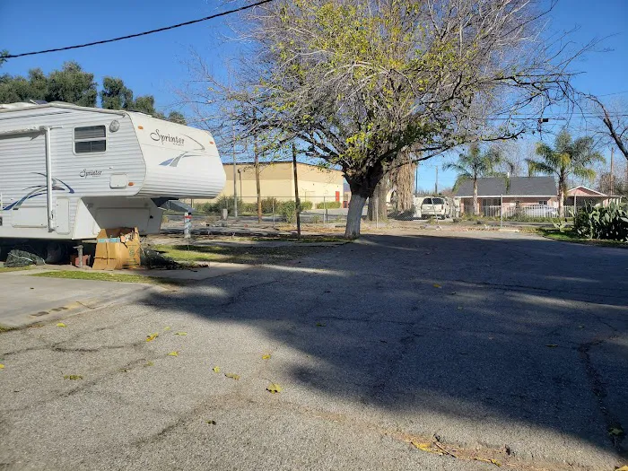 Pioneer Mobile Village Picture 2