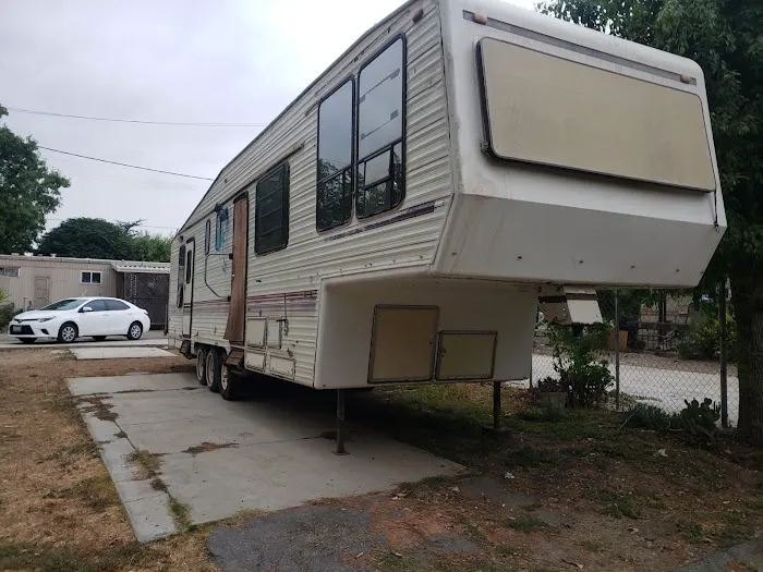 Pioneer Mobile Village Picture 10