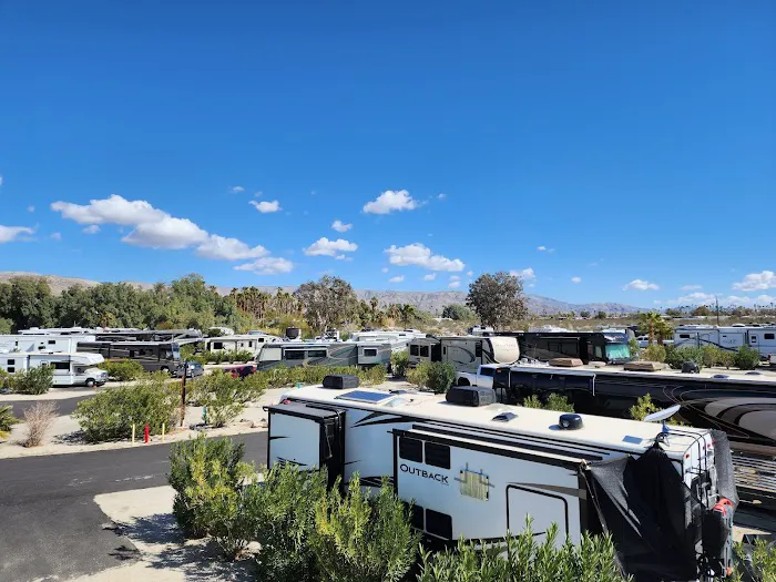 Catalina Spa RV Resort Picture 3