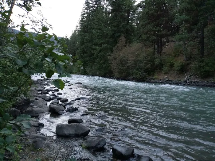 Tieton River Rimrock Picture 1