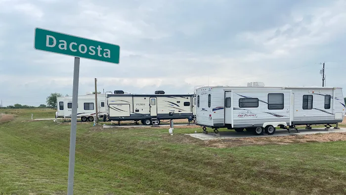 DaCosta RV Park Picture 9