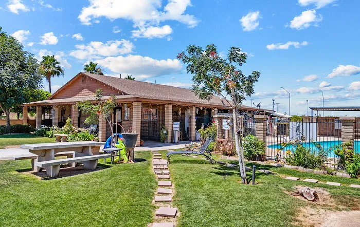 Country Villa Picture 5