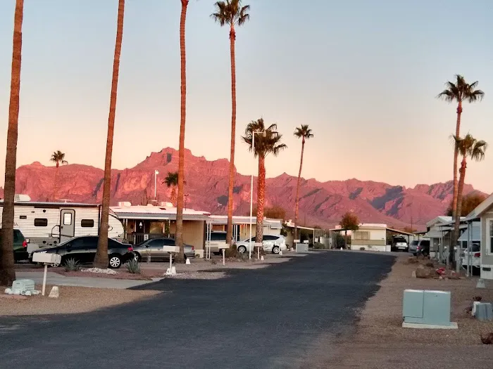 Superstition Mobile Village Picture 1