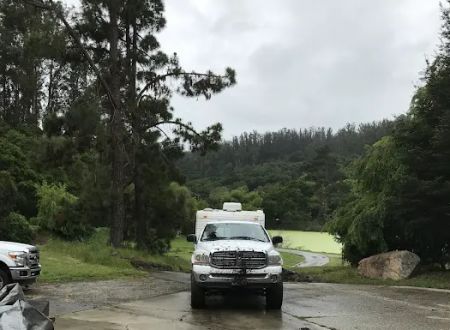 Pond-Derosa Oaks Mobile Home