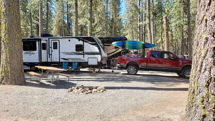 Little Bear RV Park Picture 5