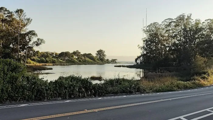 Beach RV Pleasure Point Picture 2